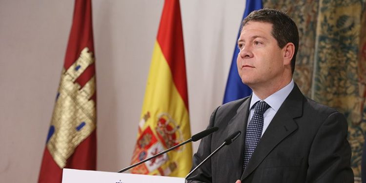 Page responde con un tuit demoledor a una información que le sitúa como alternativa a Sánchez Page responde con un tuit demoledor a una información que le sitúa como alternativa a Sánchez