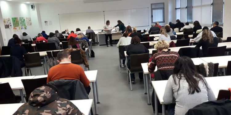 Un total de 1.585 personas se examinan de competencias clave en matemáticas y lengua castellana para acceder a los Certificados de Profesionalidad