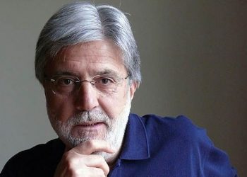 El Aula de Poesía de la Facultad de Letras recibe mañana al escritor Eloy Sánchez Rosillo
