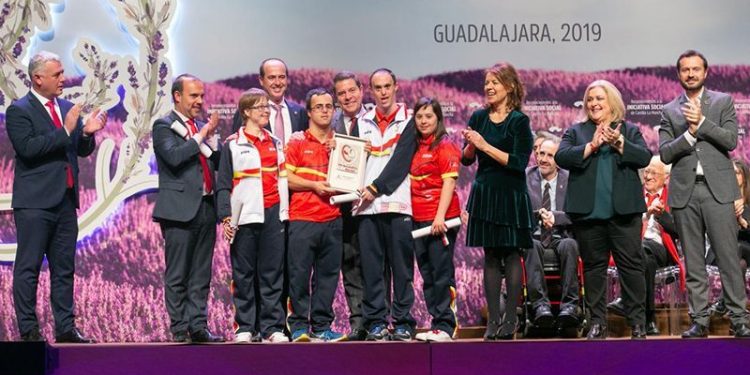 El Gobierno de Castilla-La Mancha entrega un total de 22 reconocimientos a la Iniciativa Social El Gobierno de Castilla-La Mancha entrega un total de 22 reconocimientos a la Iniciativa Social