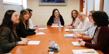 El Gobierno regional avanza en la renovación de la política de asistencia letrada al profesorado que entrará en vigor en enero