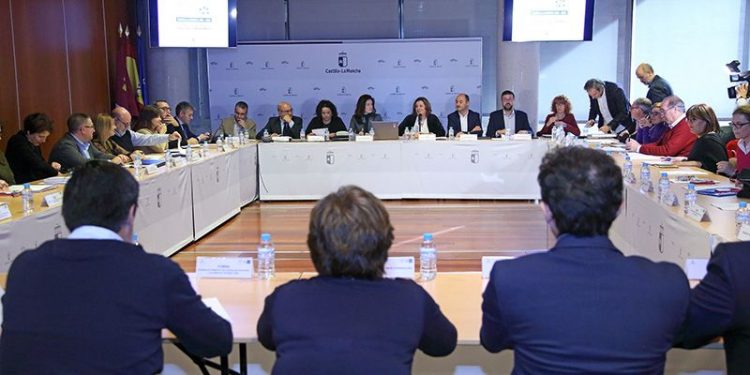 El Gobierno regional ha invertido cerca de 600 millones de euros en políticas de empleo y cualificación profesional para los colectivos más vulnerables El Gobierno regional ha invertido cerca de 600 millones de euros en políticas de empleo y cualificación profesional para los colectivos más vulnerables