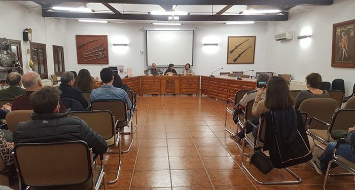 El libro “¡Ay, Díos mío! ¿El crímen de Cuenca” se presenta en el lugar de los hechos