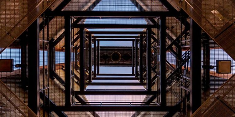 La producción industrial en Castilla-La Mancha crece un 2,8 por ciento en el mes de octubre, un 1,7 por ciento por encima de la media nacional La producción industrial en Castilla-La Mancha crece un 2,8 por ciento en el mes de octubre, un 1,7 por ciento por encima de la media nacional