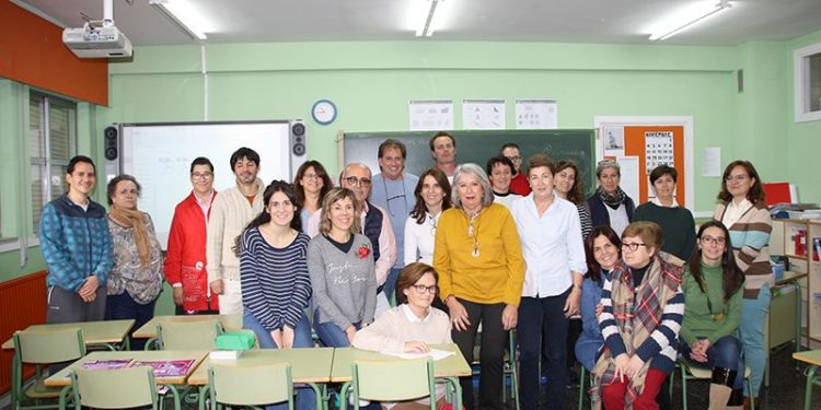 Los profesionales del Centro de Salud “Cuenca III” realizan actividades de promoción de la salud en el Colegio “San Fernando” de Cuenca