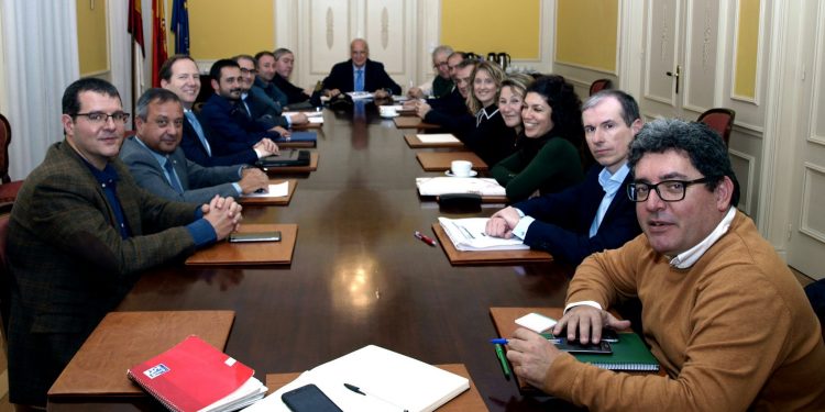 La Comisión de Asistencia al Subdelegado del Gobierno se reúne para hacer balance de la gestión de los organismos del Gobierno de España en Cuenca