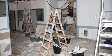 El Hospital Virgen de la Luz de Cuenca repara ya los desperfectos por la caída de una estructura de escayola en la UCI