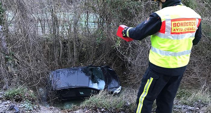 Espectacular accidente de tráfico en la carretera de Palomera