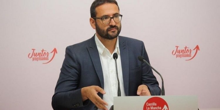 Gutiérrez defiende las medidas de apoyo a la caza del Gobierno de Page y pide al PP no meter “miedos inexistentes” Gutiérrez defiende las medidas de apoyo a la caza del Gobierno de Page y pide al PP no meter “miedos inexistentes”
