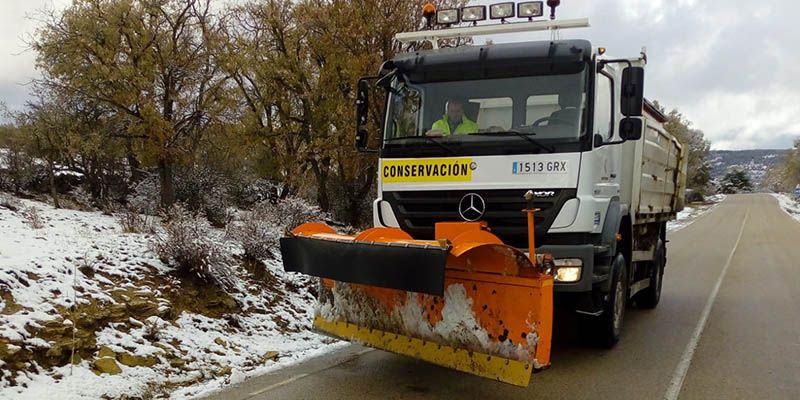 La Diputación de Cuenca mantiene siete camiones quitanieves y dos máquinas retroexcavadoras en las carreteras provinciales