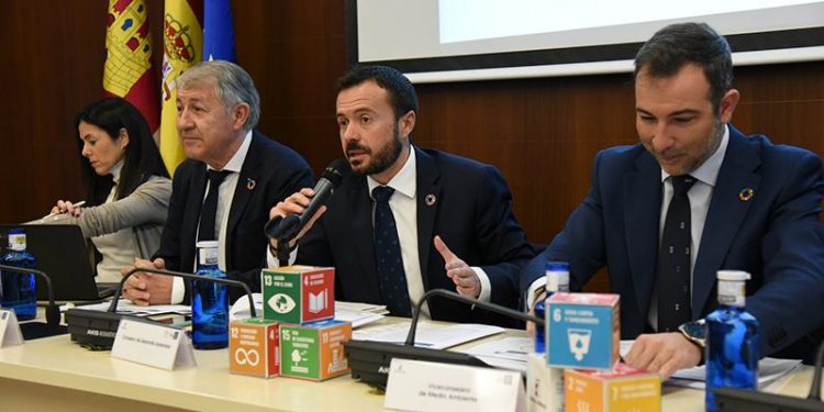 La Junta apuesta porque el desarrollo sostenible sea determinante en el nuevo Pacto por el Crecimiento y la Convergencia Económico 2019-2023 La Junta apuesta porque el desarrollo sostenible sea determinante en el nuevo Pacto por el Crecimiento y la Convergencia Económico 2019-2023