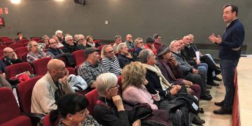 El Ayuntamiento de Cuenca inicia con los artistas plásticos locales la puesta en marcha de un Paseo del Arte