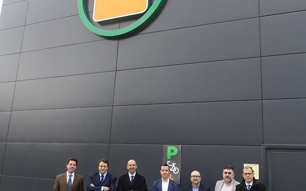 El Comité Ejecutivo de CEOE-Cepyme Cuenca conoce las nuevas instalaciones de Mercadona