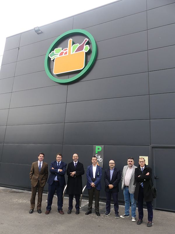 El Comité Ejecutivo de CEOE-Cepyme Cuenca conoce las nuevas instalaciones de Mercadona
