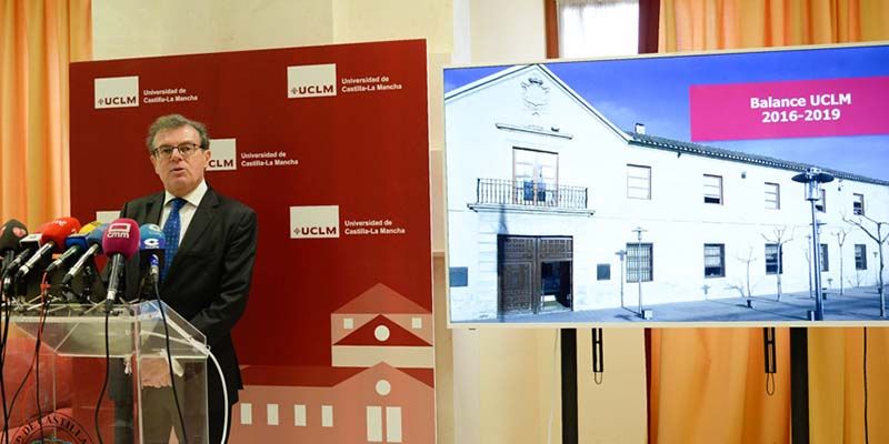 El rector de la UCLM da cuenta a la sociedad de los resultados de la institución en los últimos cuatro años