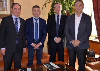 La UCLM y el Colegio de Ingenieros Industriales de Ciudad Real intensificarán su colaboración para potenciar el desarrollo tecnológico empresarial de la región