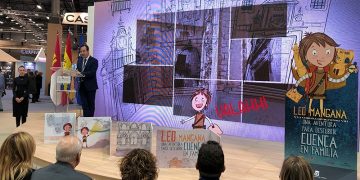 Patricia Gómez Jordán, ganadora del sorteo para el lanzamiento del producto turístico familiar Leo Mangana