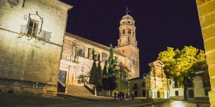 El alcalde de Cuenca, Darío Dolz, acude en Baeza a la Asamblea de Alcaldes y Alcaldesas de las Ciudades Patrimonio de la Humanidad de España
