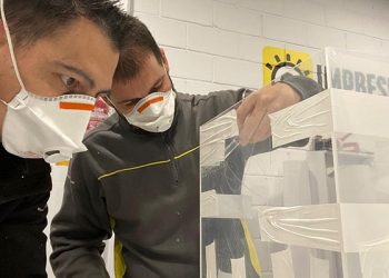 La UCLM diseña cajas para proteger a los sanitarios en el proceso de intubación de pacientes con coronavirus