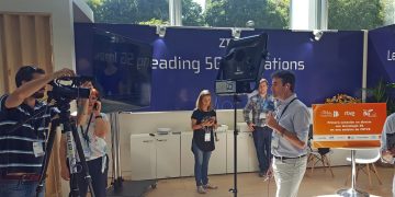 TVE muestra el alcance de las nuevas tecnologías en los medios audiovisuales en la Facultad de Comunicación