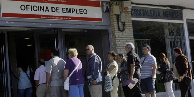 CECAM cree que si no se toman medidas de ayuda a las empresas el número de desempleados se duplicará CECAM cree que si no se toman medidas de ayuda a las empresas el número de desempleados se duplicará