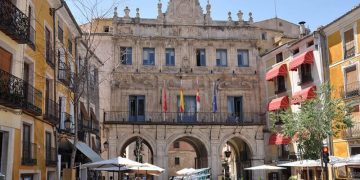 El Ayuntamiento de Cuenca aprueba las bases para la selección de personal del Programa RECUAL, destinado al mantenimiento de colegios