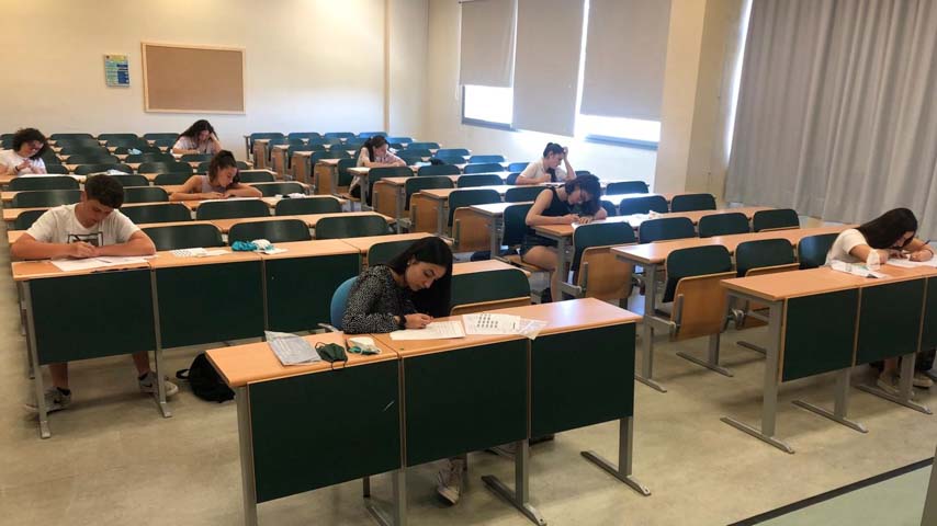 El 96,09 % de los estudiantes aprueba la EvAU en el campus de Cuenca, el porcentaje de aprobados más alto de Castilla-La Mancha 1 El 96,09 % de los estudiantes aprueba la EvAU en el campus de Cuenca, el porcentaje de aprobados más alto de Castilla-La Mancha