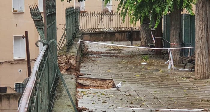 El Ayuntamiento de Cuenca acomete una actuación de urgencia en el muro de la calle Ramiro de Maeztu