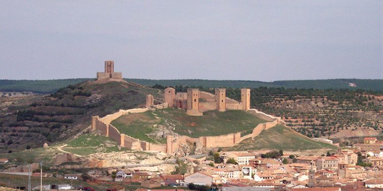 El Gobierno regional ha solicitado que el Señorío de Molina y la Sierra Norte de Guadalajara tengan la misma consideración que Cuenca, Soria y Teruel como zonas desfavorecidas El Gobierno regional ha solicitado que el Señorío de Molina y la Sierra Norte de Guadalajara tengan la misma consideración que Cuenca, Soria y Teruel como zonas desfavorecidas