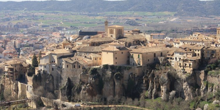 Comienza la obra de intervención sobre los paños de muralla de las traseras de la Catedral de Cuenca
