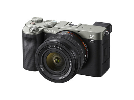 Sony presenta la cámara Alpha 7C y un nuevo objetivo con zoom; el sistema de cámara full-frame más pequeño y ligero del mundo