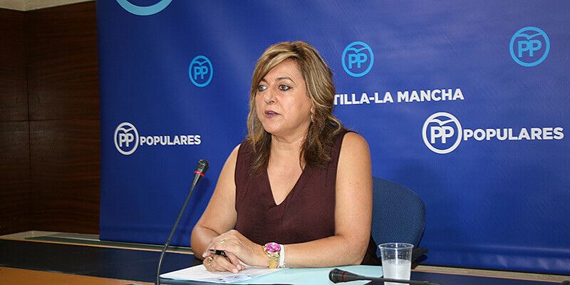 Martínez denuncia el desmantelamiento del mundo rural, “con cada vez menos atención médica y sin transporte público”