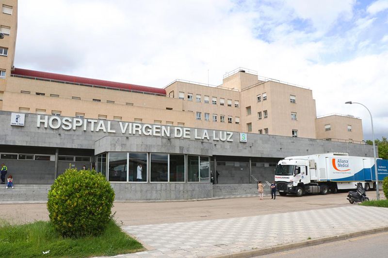 Muere un paciente del hospital Virgen de la Luz tras precipitarse por una ventana