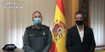 Primera reunión del nuevo director del centro penitenciario de Cuenca y el jefe de la Comandancia de la Guardia Civil