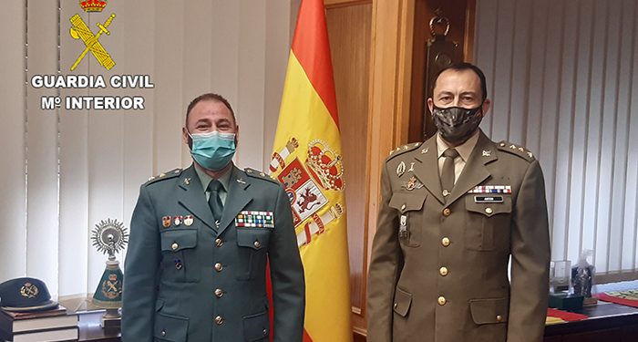 Primera reunión del nuevo subdelegado de Defensa y el jefe de la comandancia de la Guardia Civil de Cuenca Primera reunión del nuevo subdelegado de Defensa y el jefe de la comandancia de la Guardia Civil de Cuenca