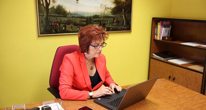 Cuenca en Marcha propone crear una empresa pública de energía que permita bajar el precio de la luz