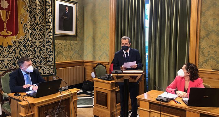 Jesús Alberto Pontones toma posesión como concejal en el Ayuntamiento de Cuenca