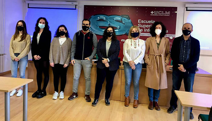 Un grupo de estudiantes de la Escuela de Informática de Ciudad Real desarrollan la web de la tienda solidaria de AFANION