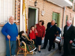 Carnaval de Gascueña. La Hermandad de Ánimas y del Santísimo recauda dinero para las Ánimas Benditas 4 x00 pidiendo ma basquina | Informaciones de Cuenca