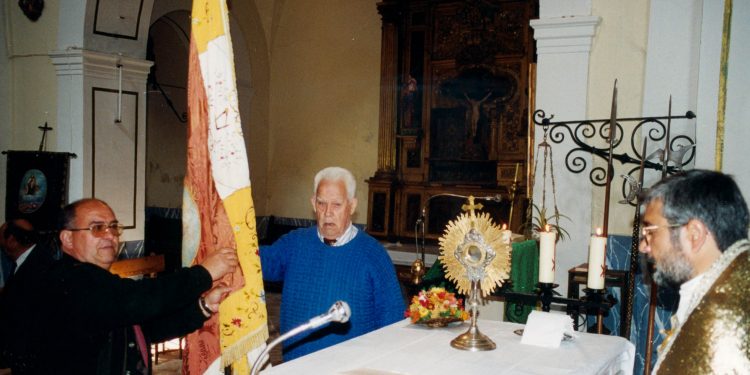 Carnaval de Gascueña. La Hermandad de Ánimas y del Santísimo recauda dinero para las Ánimas Benditas