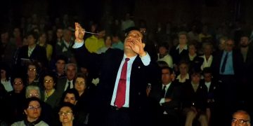 En 1998, cinco músicos conquenses estrenan marchas procesionales en San Esteban