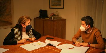 Fuentes apoya a la asociación “Usuarios del AVE Cuenca” y les insta a movilizarse