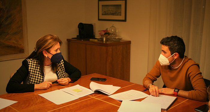 Fuentes apoya a la asociación “Usuarios del AVE Cuenca” y les insta a movilizarse