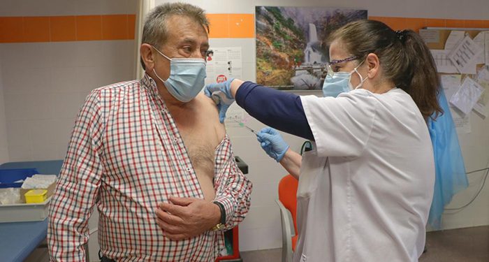 Castilla-La Mancha ha vacunado contra el COVID-19 a más de 23.500 personas en las últimas 48 horas