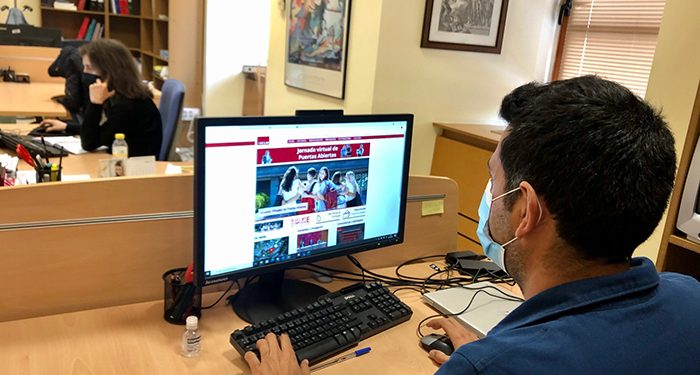 La UCLM reactiva la web uclm.es y la conectividad al conjunto del personal de administración y servicios La UCLM reactiva la web uclm.es y la conectividad al conjunto del personal de administración y servicios