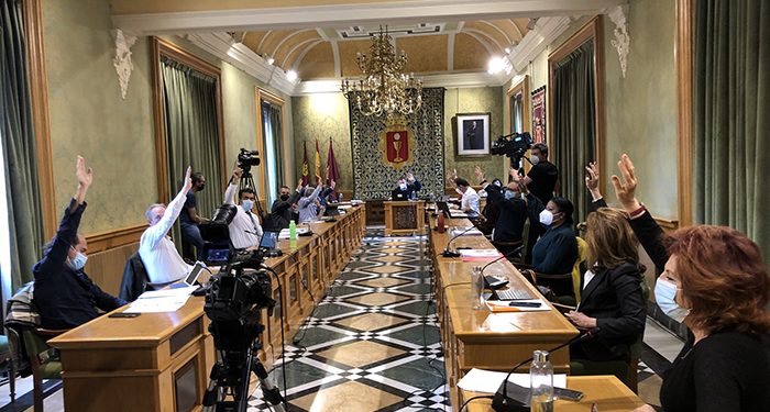 Todos los grupos políticos en el Ayuntamiento de Cuenca se ponen de acuerdo para pedir a RENFE la recuperación y mejora del AVE