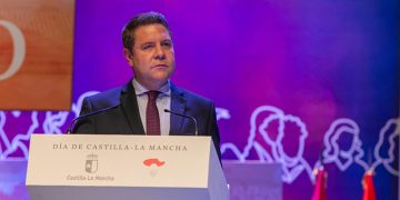 El Gobierno de Castilla-La Mancha baraja la supresión del uso de la mascarilla en espacios públicos antes del aniversario de su obligatoriedad