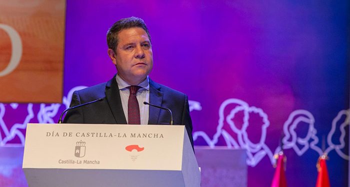 El Gobierno de Castilla-La Mancha baraja la supresión del uso de la mascarilla en espacios públicos antes del aniversario de su obligatoriedad