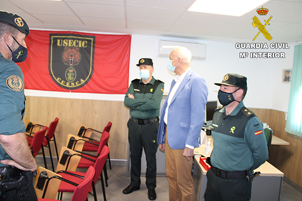 El Subdelegado del Gobierno en Cuenca visita la Unidad de Seguridad Ciudadana (USECIC) de la Guardia Civil