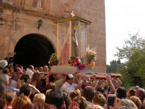 Domingo de Pentecostés y la Romería de Consolación en el año 2005 4 m1 hori entrando a consolacion | Informaciones de Cuenca